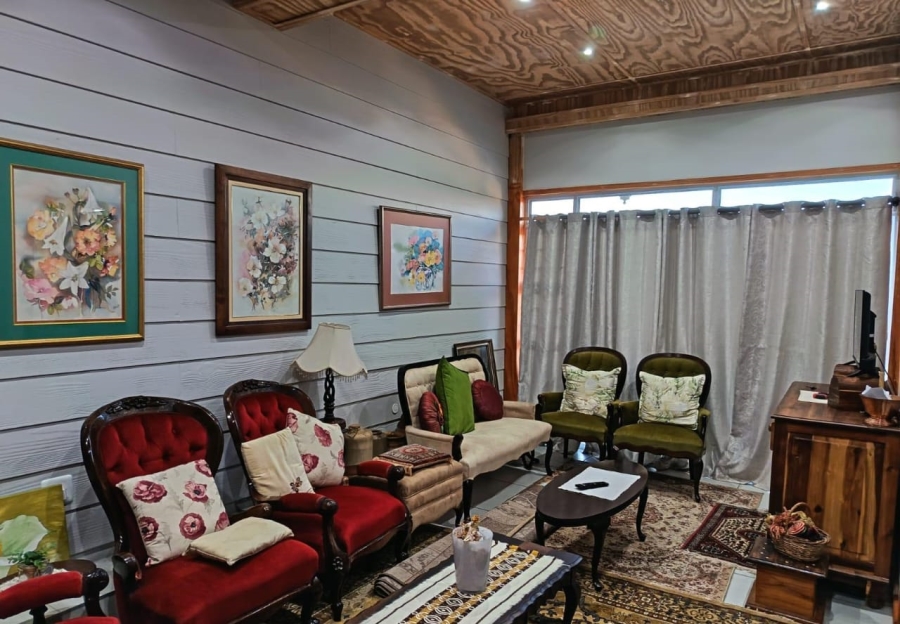 5 Bedroom Property for Sale in Seemeeu Park Western Cape